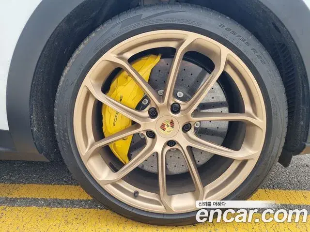 Porsche Cayenne 2023 — Photo 5/20