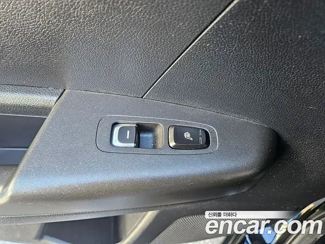 Kia Sportage The Bold 2020 — Photo 2/20