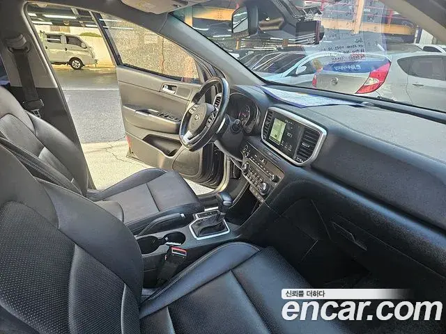 Kia Sportage The Bold 2020 — Photo 14/20