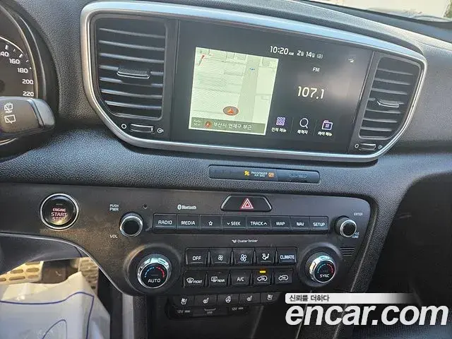 Kia Sportage The Bold 2020 — Photo 19/20