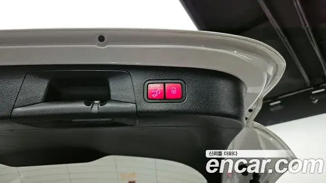 Mercedes-Benz EQA 2021 — ფოტო 10/20