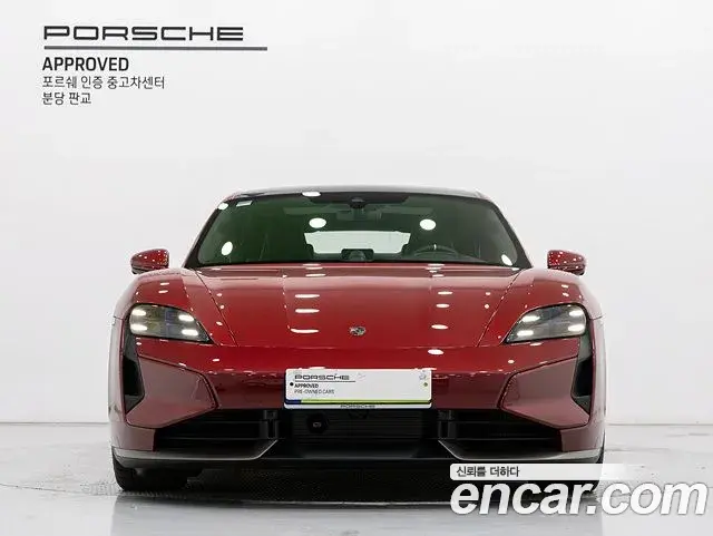 Porsche Taycan 2025 — ფოტო 14/20