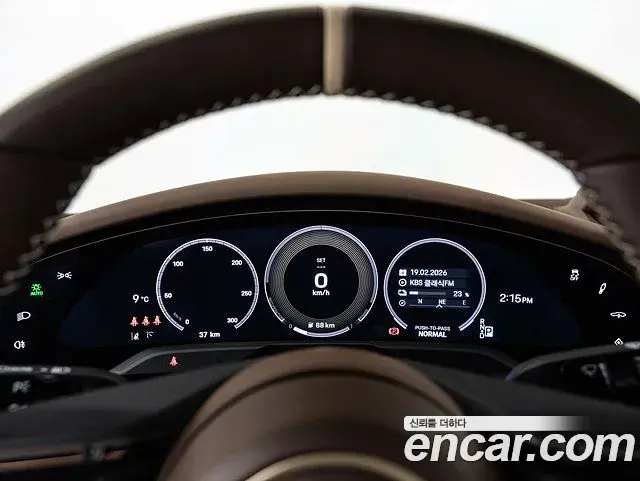 Porsche Taycan 2025 — Şəkil 20/20