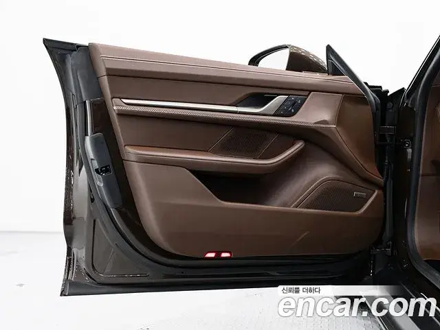 Porsche Taycan 2025 — Şəkil 4/20