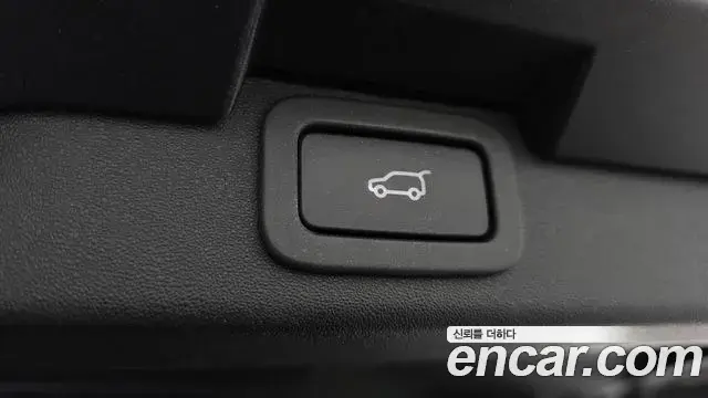 Land Rover Discovery 5 2019 — Фото 18/20