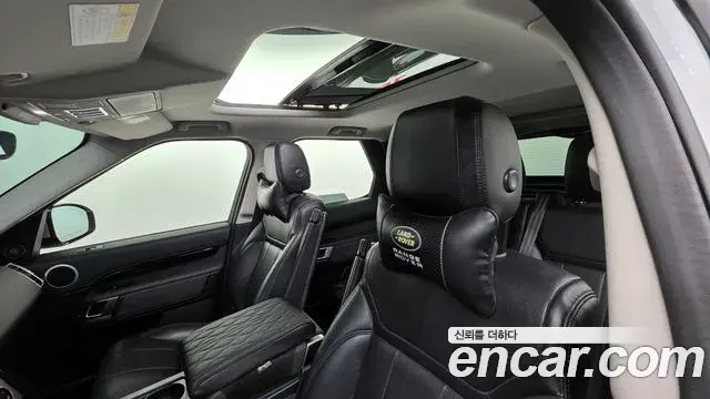 Land Rover Discovery 5 2019 — Фото 19/20