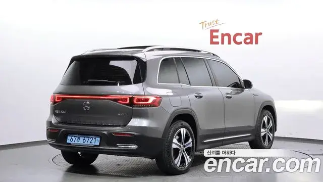 Mercedes-Benz EQB 2023 — ფოტო 4/20