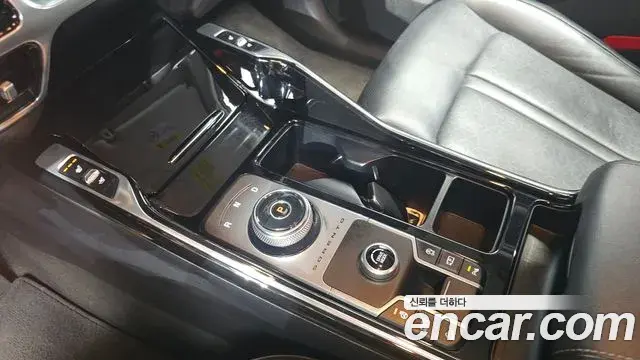 Kia Sorento 2020 — ფოტო 8/20