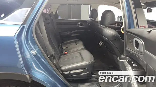 Kia Sorento 2020 — ფოტო 18/20