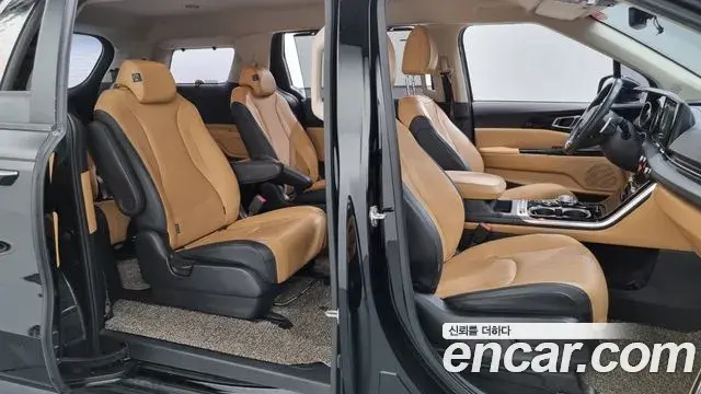 Kia Carnival 2021 — Şəkil 10/20