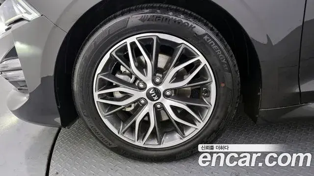 Kia K5 2021 — Photo 5/20