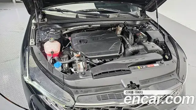 Kia K5 2021 — Photo 11/20