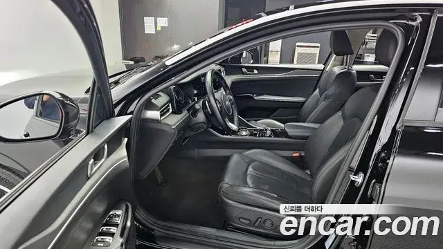 Kia K5 2021 — Photo 18/20