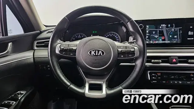 Kia K5 2021 — Photo 3/20