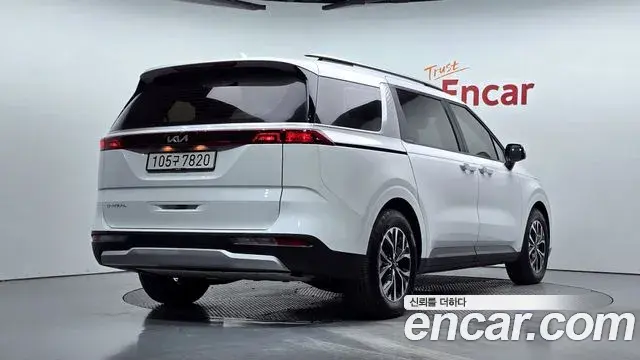 Kia Carnival 2022 — Фото 2/20