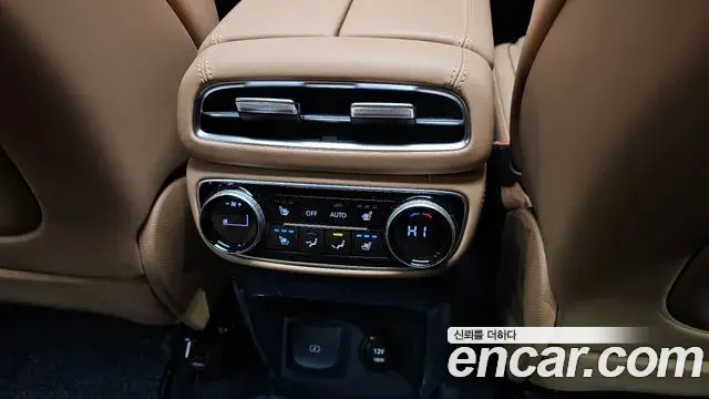 Genesis GV80 2022 — ფოტო 15/20