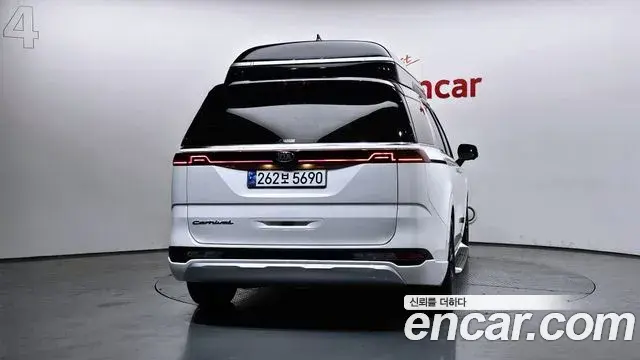 Kia Carnival 2021 — Şəkil 16/20