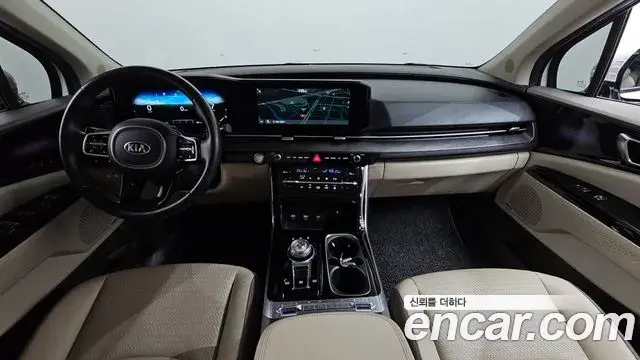 Kia Carnival 2021 — Şəkil 17/20