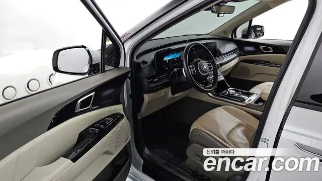 Kia Carnival 2021 — Şəkil 10/20