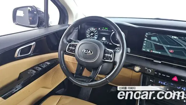 Kia Carnival 2021 — Фото 13/20