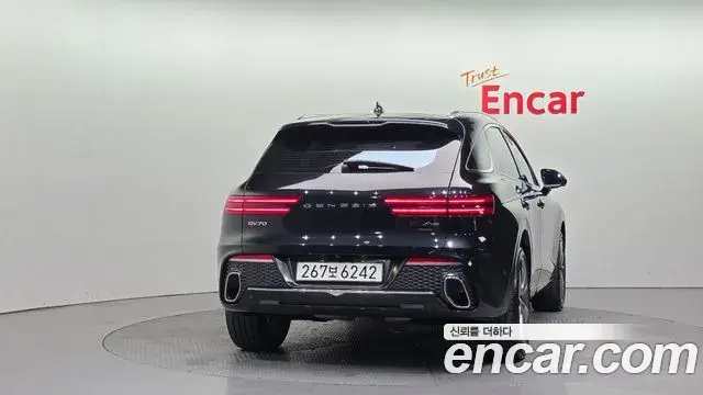 Genesis GV70 2021 — ფოტო 6/20