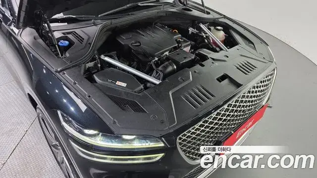 Genesis GV70 2021 — ფოტო 8/20