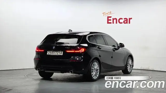 BMW 1 Series 2020 — ფოტო 14/20