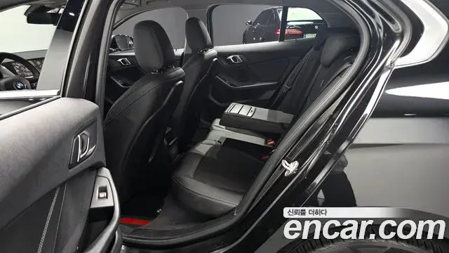 BMW 1 Series 2020 — ფოტო 12/20