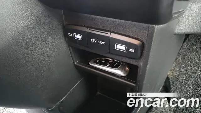Hyundai Staria 2021 — Şəkil 19/20