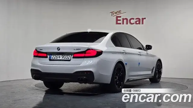 BMW 5 Series 2020 — Şəkil 3/20