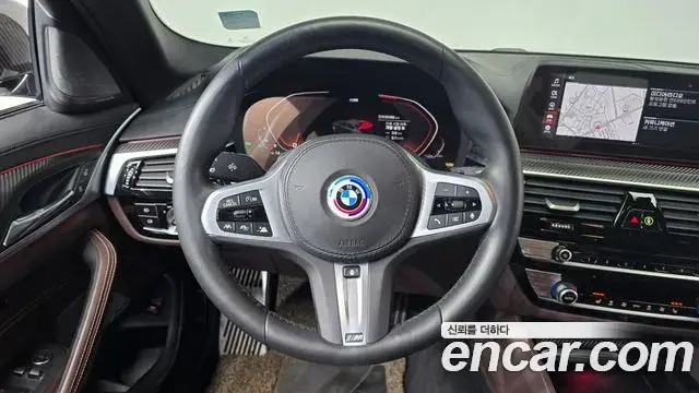 BMW 5 Series 2020 — Şəkil 15/20