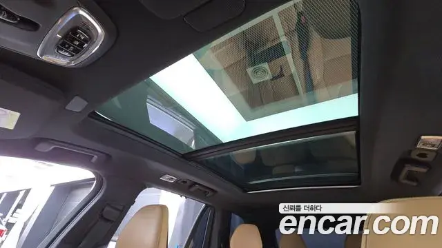 Volvo XC90 2022 — Şəkil 8/20