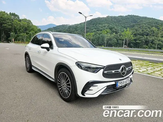 Mercedes-Benz GLC-Class 2023 — ფოტო 2/20
