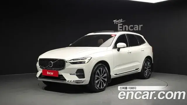 Volvo XC60 2024 — Фото 1/20