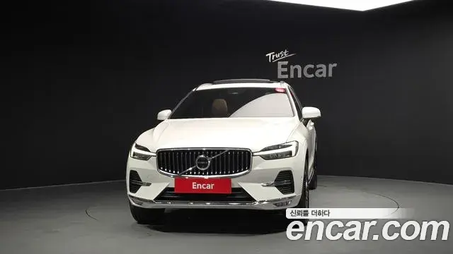 Volvo XC60 2024 — Фото 3/20