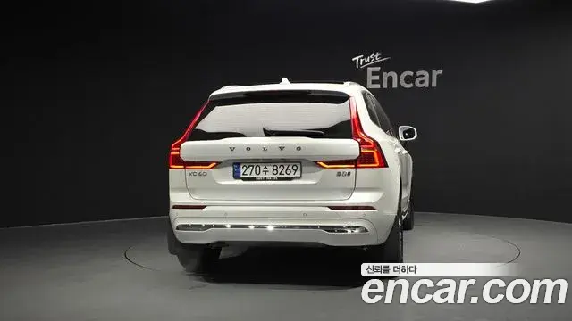 Volvo XC60 2024 — Фото 4/20