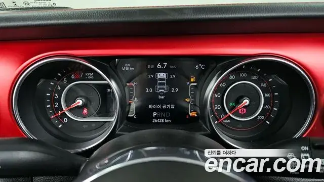 Jeep Wrangler 2022 — Фото 8/20