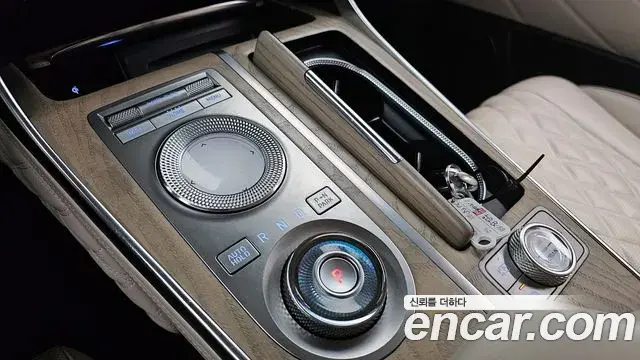 Genesis GV80 2021 — ფოტო 5/20