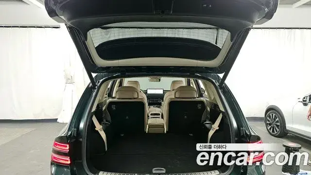 Genesis GV80 2021 — ფოტო 15/20