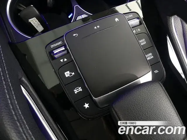 Mercedes-Benz GLE-Class 2019 — Photo 13/20