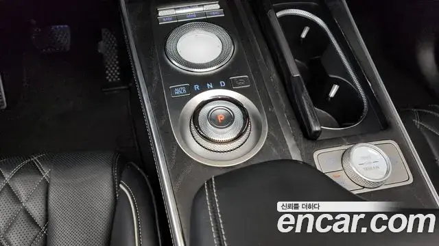 Genesis GV80 2021 — Şəkil 15/20