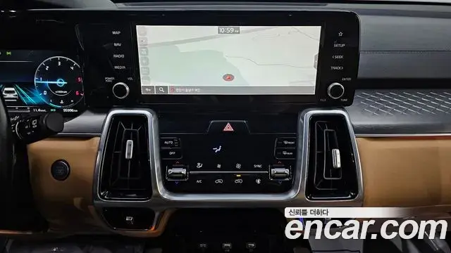 Kia Sorento 2020 — Şəkil 16/20