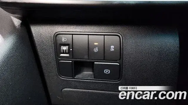 Hyundai Staria 2024 — ფოტო 20/20