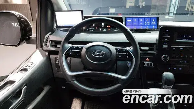 Hyundai Staria 2024 — ფოტო 10/20