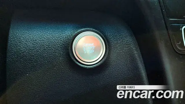 Hyundai Staria 2024 — ფოტო 9/20