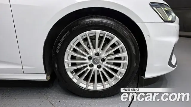 Audi A6 2020 — Photo 18/20
