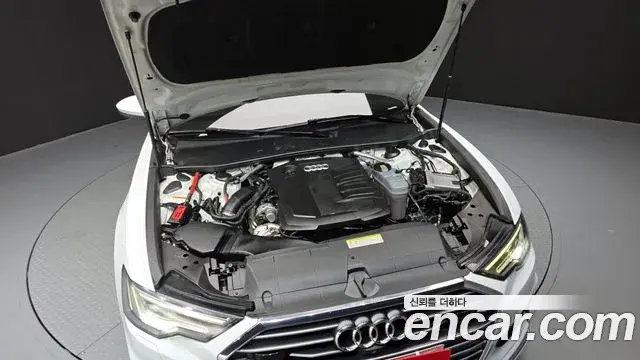 Audi A6 2020 — Photo 1/20