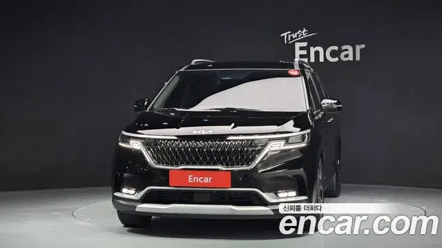 Kia Carnival 2022 — Фото 3/20