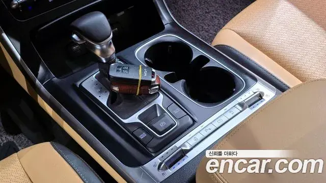 Kia Carnival 2022 — Фото 9/20
