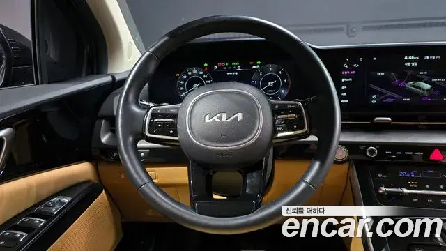 Kia Carnival 2022 — Фото 13/20